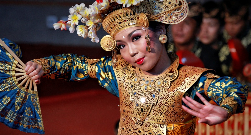 Tari Legong - Bali Arts Festival